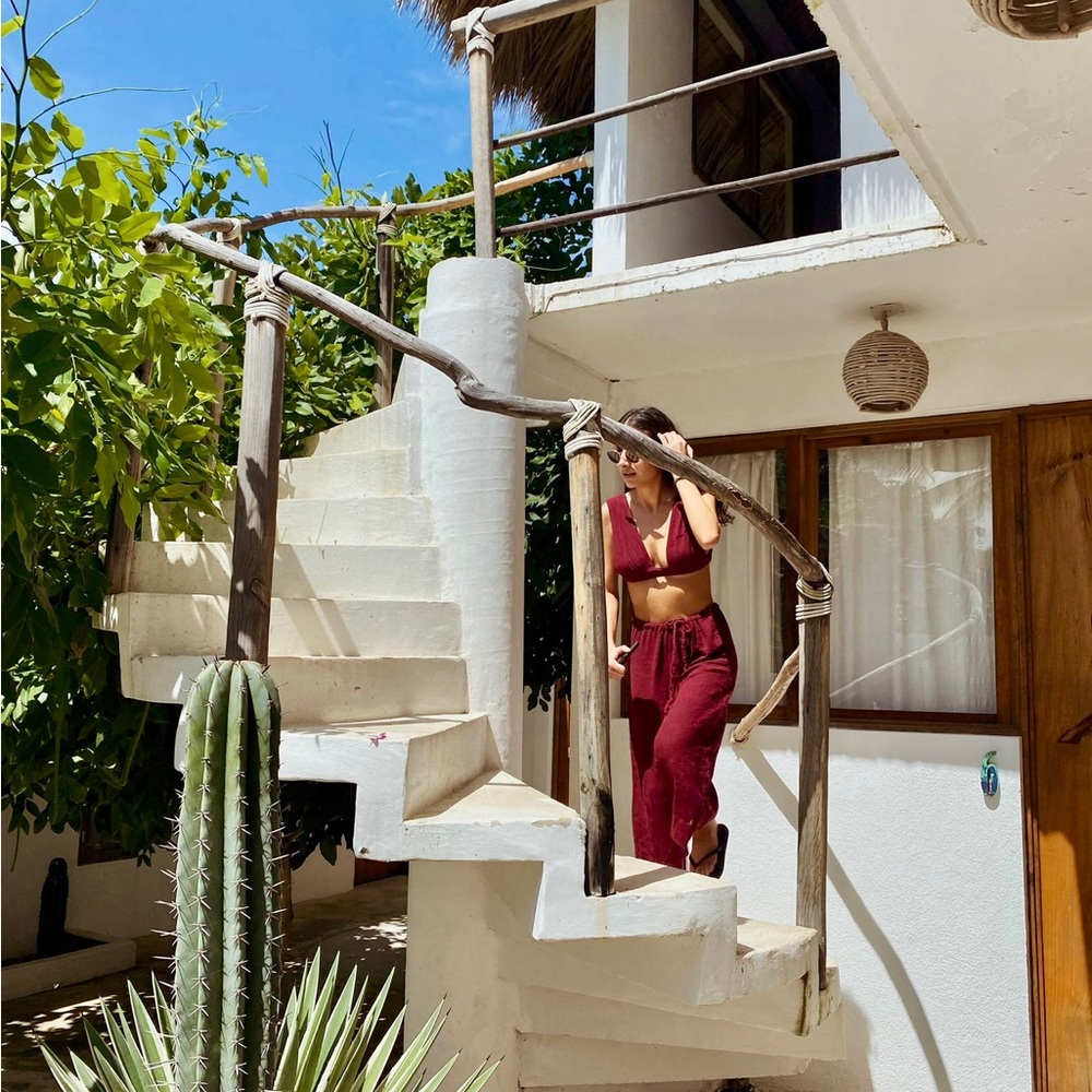 Meet your Posher, Isabel